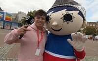 Šli jsme na největší filmový festival svého druhu na světě! Sleduj naši reportáž z jubilejního 60. ročníku