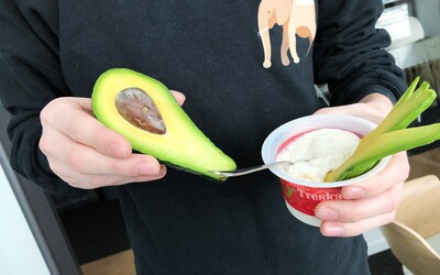 Slováci jedia tresku s avokádom či slanými tyčinkami. Nová instagramová výzva pobláznila náš internet