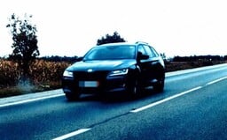 Slovák dostal doživotný zákaz šoférovať. Rýchlosťou 209 km/h išiel s 1,52 promile