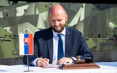 Slovensko je pripravené hostiť výcvik vojakov z Ukrajiny, vyhlásil minister obrany Naď. Únia nie je v tejto téme jednotná