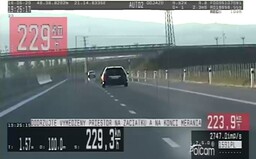 Slovensko je rajom pre bohatých cestných pirátov. Ak máš peniaze, o vodičák neprídeš