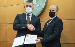 Slovensko má nového prezidenta Policajného zboru. Je ním Peter Kovařík