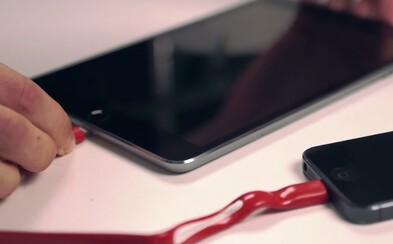 Slovenský startup Juicy ti ochráni a zároveň nabije iPhone Slovenský startup Juicy ti ochráni a zároveň nabije iPhone