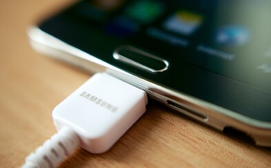 Smartfóny budú na nabíjačkách oveľa kratšie. Samsung vyvinul batériu, ktorú naplníme až 5-násobne rýchlejšie Smartfóny budú na nabíjačkách oveľa kratšie. Samsung vyvinul batériu, ktorú naplníme až 5-násobne rýchlejšie