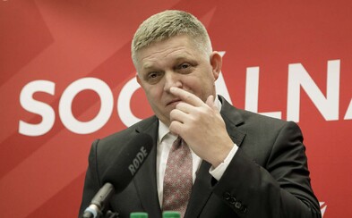 Smer chce odvolať premiéra: Matovič sa fotil s hrncom namiesto toho, aby diskutoval s premiérmi, vyhlásil Robert Fico Smer chce odvolať premiéra: Matovič sa fotil s hrncom namiesto toho, aby diskutoval s premiérmi, vyhlásil Robert Fico