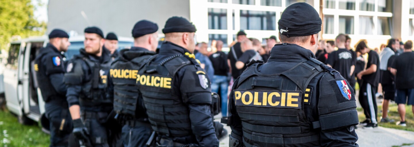 Smrt mladého muže z Teplic nesouvisí se zákrokem policistů, uvádí pitevní zpráva