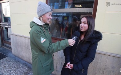 Smrt, potomci nebo autoškola. Co by se pražští kolemjdoucí rádi dozvěděli o své budoucnosti? (Video) Smrt, potomci nebo autoškola. Co by se pražští kolemjdoucí rádi dozvěděli o své budoucnosti? (Video)