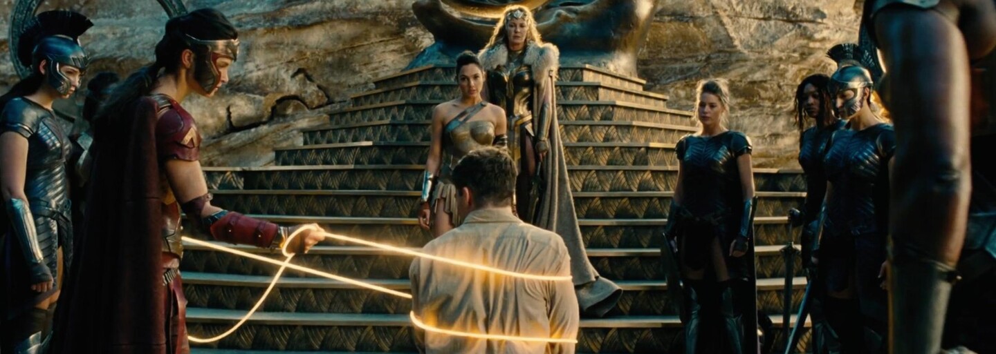 Snímka Wonder Woman disponovala poriadne pestrou armádou Amazoniek. V jej radoch sa totiž nachádzali modelky, skutočné atlétky, ale aj zápasníčky