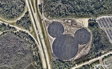 Solární farma, která vypadá jako Mickey Mouse, začne tento rok pohánět Disney World Solární farma, která vypadá jako Mickey Mouse, začne tento rok pohánět Disney World
