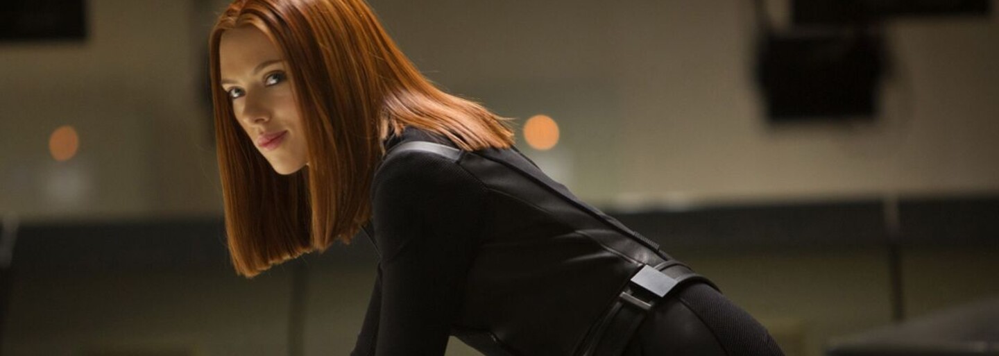 Sólovka Black Widow na natáčaní zrejme odhalila hlavného záporáka. Odhalia nám spolu, čo sa stalo v Budapešti?