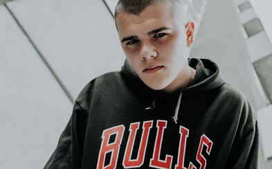 Som jeden z posledných, ktorí vedia naložiť. Mladý slovenský rapový talent Osem sa vracia a spomína na prvý text Som jeden z posledných, ktorí vedia naložiť. Mladý slovenský rapový talent Osem sa vracia a spomína na prvý text