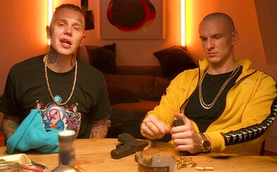 Sorry, ale gangster se nefotí. Azurit Kingdom jsou v trapu zavření a vydávají nový videoklip Sorry, ale gangster se nefotí. Azurit Kingdom jsou v trapu zavření a vydávají nový videoklip