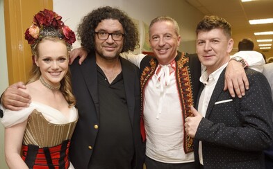 Šou Zem spieva triumfovala na prestížnom európskom festivale. RTVS si tak opäť odnáša prvé miesto za skvelú tvorbu Šou Zem spieva triumfovala na prestížnom európskom festivale. RTVS si tak opäť odnáša prvé miesto za skvelú tvorbu