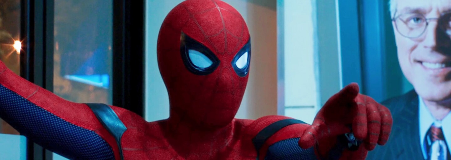Spider-Man je v ukážke zo sólovky Homecoming stredoškolákom milujúcim párty, ktorý má ale problémy ustrážiť si svoju tajnú identitu