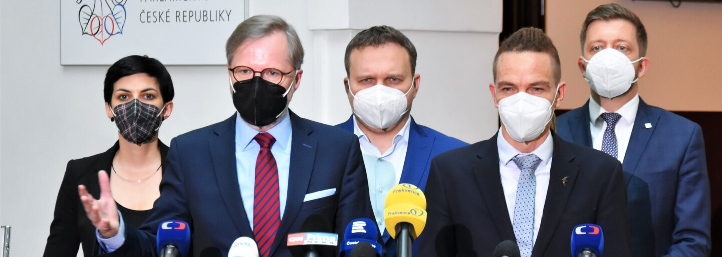 SPOLU a Piráti se Starosty plánují do 8. listopadu podepsat smlouvu o koaliční vládě