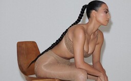 Spolupráca medzi módnym domom Fendi a značkou Kim Kardashian zarobila v priebehu minúty 1 milión dolárov 
