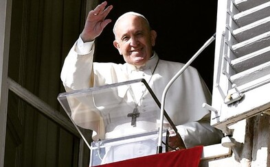 Spoluzakladateľ Instagramu letel do Talianska, aby pomohol pápežovi Františkovi založiť si vlastný účet na sociálnej sieti Spoluzakladateľ Instagramu letel do Talianska, aby pomohol pápežovi Františkovi založiť si vlastný účet na sociálnej sieti
