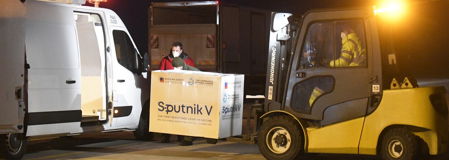Sputnik V dorazil do Česka. Údajně má být určen pouze pro zaměstnance ruské ambasády