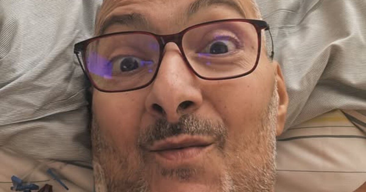 Patrik Hezucký pozdravil z nemocnice, lidem děkuje za obrovskou podporu. Věří ve šťastný konec