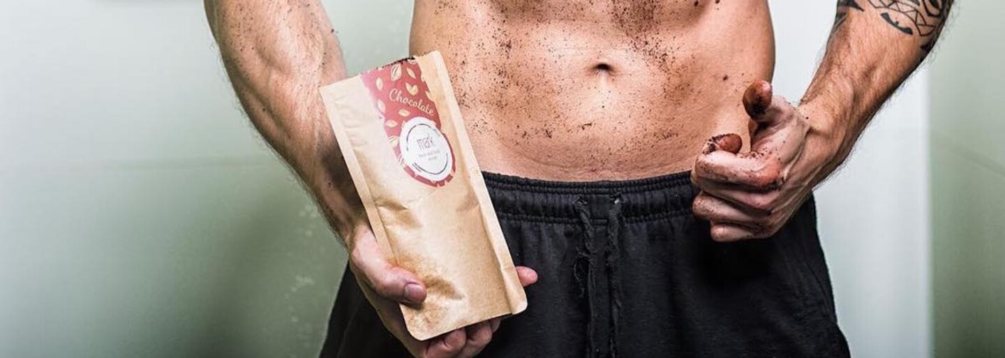 Starostlivosť o pokožku sa môže stať pre páriky zábavou. Vyskúšaj kávové peelingy vo dvojici