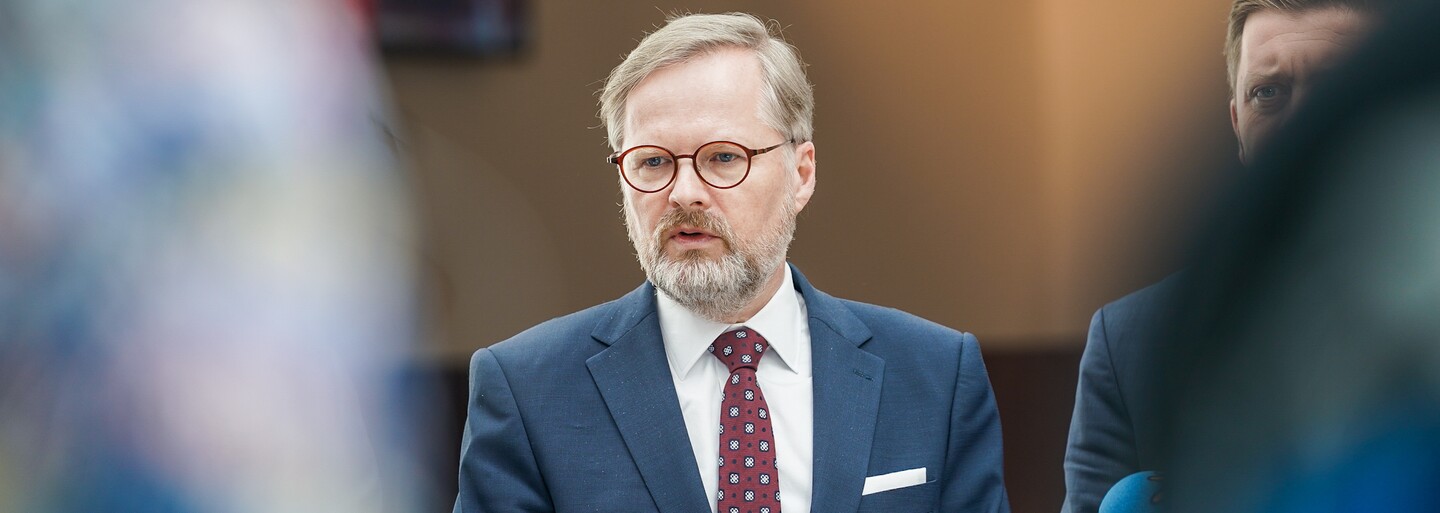 Stát by mohl podle Fialy vypínat dezinformační weby, které jsou pod vlivem cizích mocností