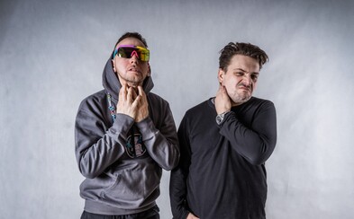Stav se v pátek na Flédu a buď svědkem jediného potvrzeného vystoupení Supercrooo v Česku. Chybět nebude ani domácí Maniak Stav se v pátek na Flédu a buď svědkem jediného potvrzeného vystoupení Supercrooo v Česku. Chybět nebude ani domácí Maniak