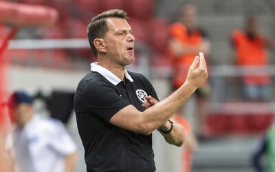Štefan Tarkovič už nie je trénerom slovenskej futbalovej reprezentácie. Skončil po nečakanej prehre s Kazachstanom