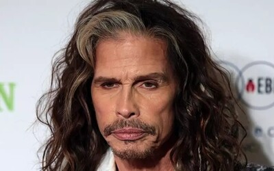 Steven Tyler of Aerosmith Has A Drug Problem Again. The Band Is Cancelling Upcoming Concerts.