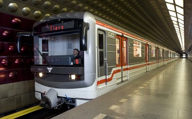 Studenti levné jízdné v Praze nedostanou, návrh ročního kuponu za 365 korun byl náhle zrušen Studenti levné jízdné v Praze nedostanou, návrh ročního kuponu za 365 korun byl náhle zrušen