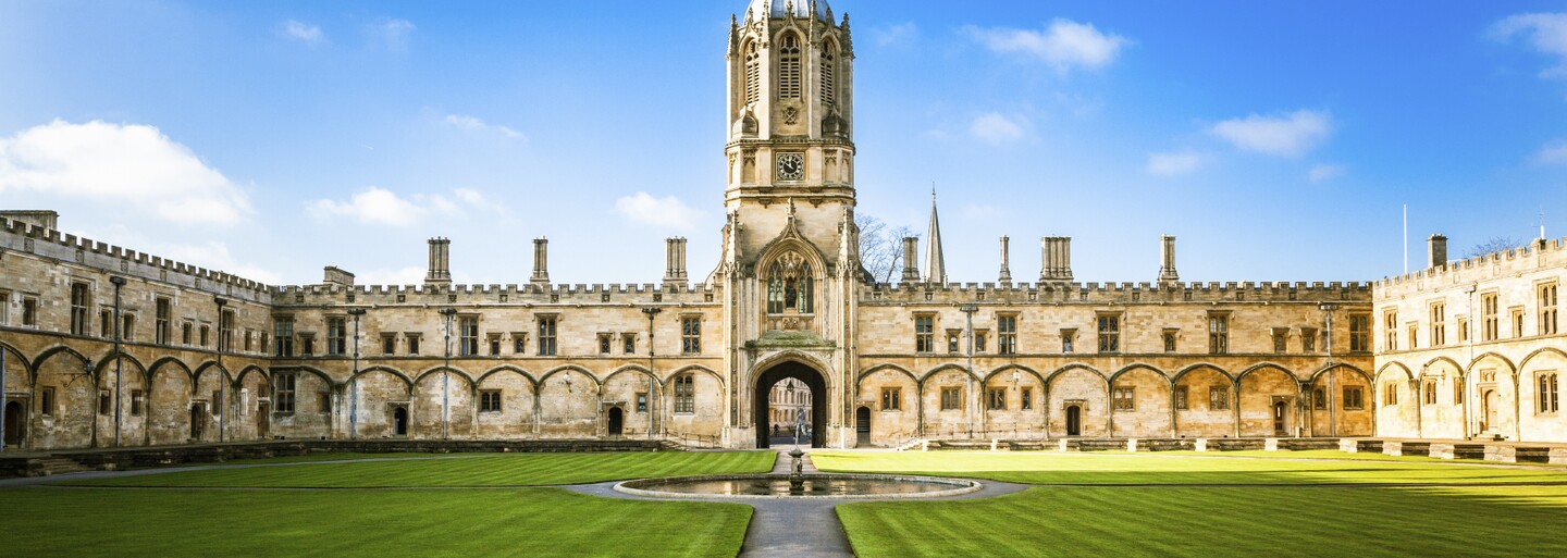 Studentka Oxfordské univerzity pobodala svého přítele. Vězení jí však díky výborným studijním výsledkům zatím nehrozí