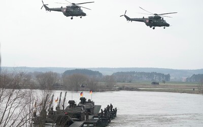 Sú vojaci NATO na Ukrajine? Poľský minister sa im vo svojom vyhlásení poďakoval