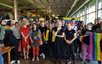 Švajčiari v referende súhlasili, aby sa podnecovanie nenávisti a diskriminácia LGBTI osôb stala trestným činom