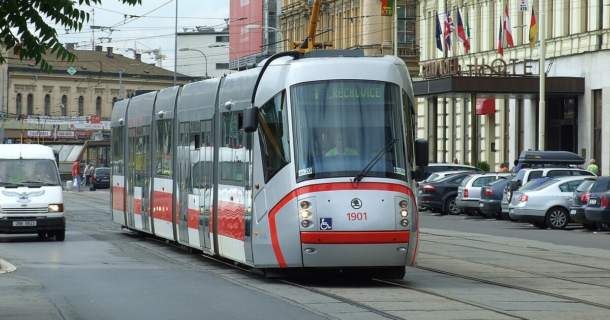 Dva dny, dva vibrátory. V brněnské MHD někdo zapomněl sexuální pomůcky