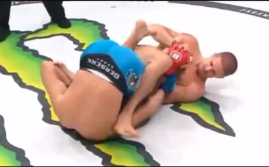 Svého protivníka v MMA ukončil za 11 sekund. Sleduj nejrychlejší submisi v historii Bellatoru Svého protivníka v MMA ukončil za 11 sekund. Sleduj nejrychlejší submisi v historii Bellatoru