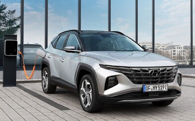Svojrázny Tucson novej generácie odhaľuje plug-in hybridnú techniku s výkonom až 265 koní Svojrázny Tucson novej generácie odhaľuje plug-in hybridnú techniku s výkonom až 265 koní