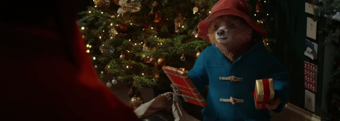 Svoju vianočnú reklamu už uviedol aj Marks & Spencer. Roztomilý medvedík v nej zachráni Vianoce