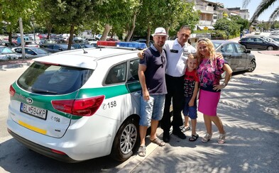 Svokra ušla z rodinnej dovolenky na vlak späť domov. Slovenskí policajti v Chorvátsku riešia aj tie najbizarnejšie problémy Svokra ušla z rodinnej dovolenky na vlak späť domov. Slovenskí policajti v Chorvátsku riešia aj tie najbizarnejšie problémy