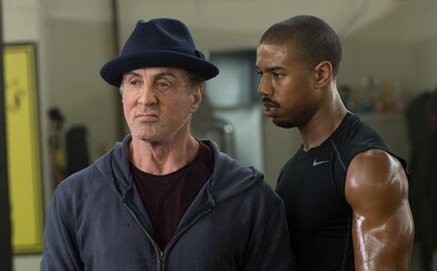 Sylvester Stallone nakoniec druhého Creeda nezrežíruje. Miesto prenechal mladému tvorcovi, ktorý bude vraj lepšie sedieť k hlavnej postave Sylvester Stallone nakoniec druhého Creeda nezrežíruje. Miesto prenechal mladému tvorcovi, ktorý bude vraj lepšie sedieť k hlavnej postave