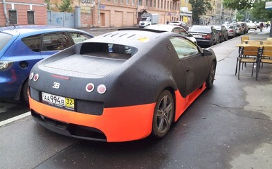 Takto to dopadne, keď chorobne túžite po rekordnom Bugatti, no nemáte na účte pár miliónov € Takto to dopadne, keď chorobne túžite po rekordnom Bugatti, no nemáte na účte pár miliónov €