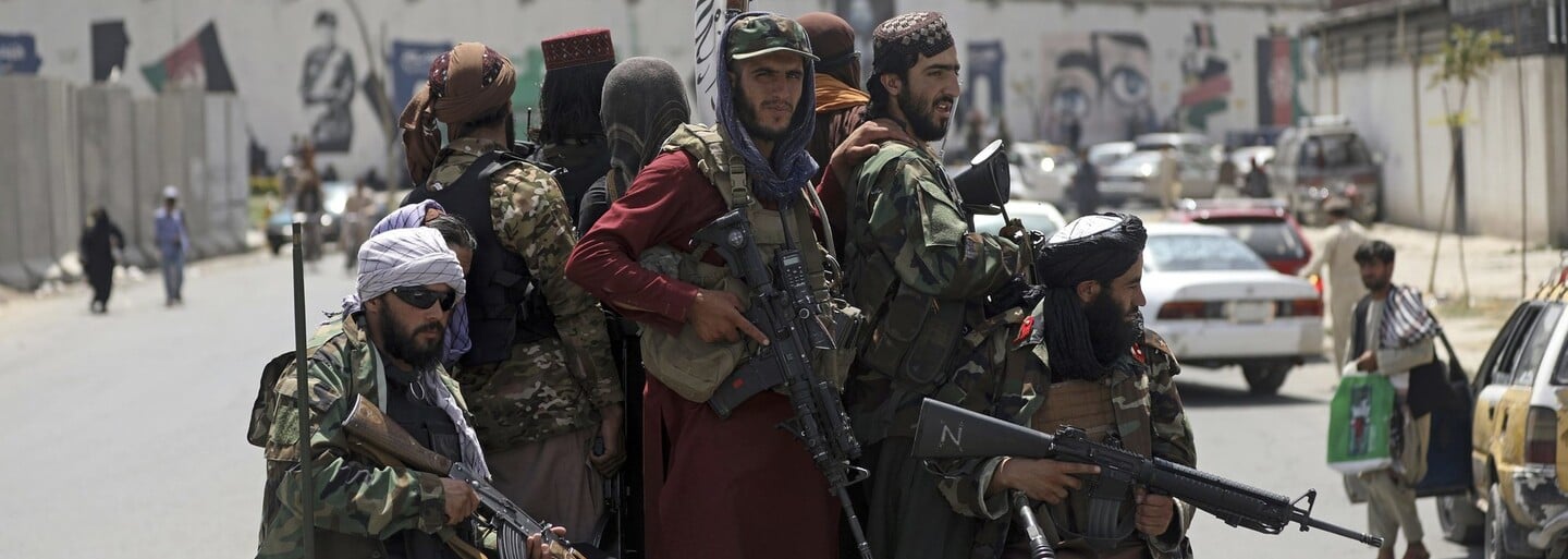 Tálibán ohlásil novou jednotku sebevražedných atentátníků. Ministerstvo obrany je bude využívat pro speciální operace