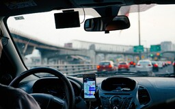 Taxikár z Bratislavy: Keď niekedy pôjdete Boltom a uvidíte cenu 2,90 €, zamyslite sa, čo je za tým. Zdierajú vodičov (Rozhovor)
