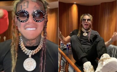 Tekashi 6ix9ine minul 50-tisíc dolárov za 10 minút na oblečenie a šperky. Zverejňuje aj ukážku novej skladby Stoopid Tekashi 6ix9ine minul 50-tisíc dolárov za 10 minút na oblečenie a šperky. Zverejňuje aj ukážku novej skladby Stoopid