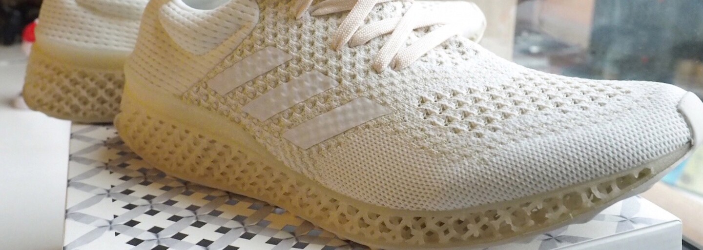 Tenisky adidas by od budúceho roku mali vyrábať roboty