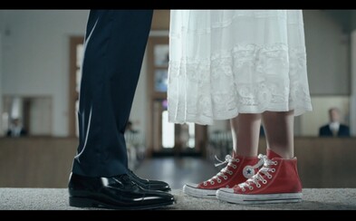 Tenisky Chuck Taylor slaví 100 let. Converse vypráví příběhy, které se v nich staly Tenisky Chuck Taylor slaví 100 let. Converse vypráví příběhy, které se v nich staly