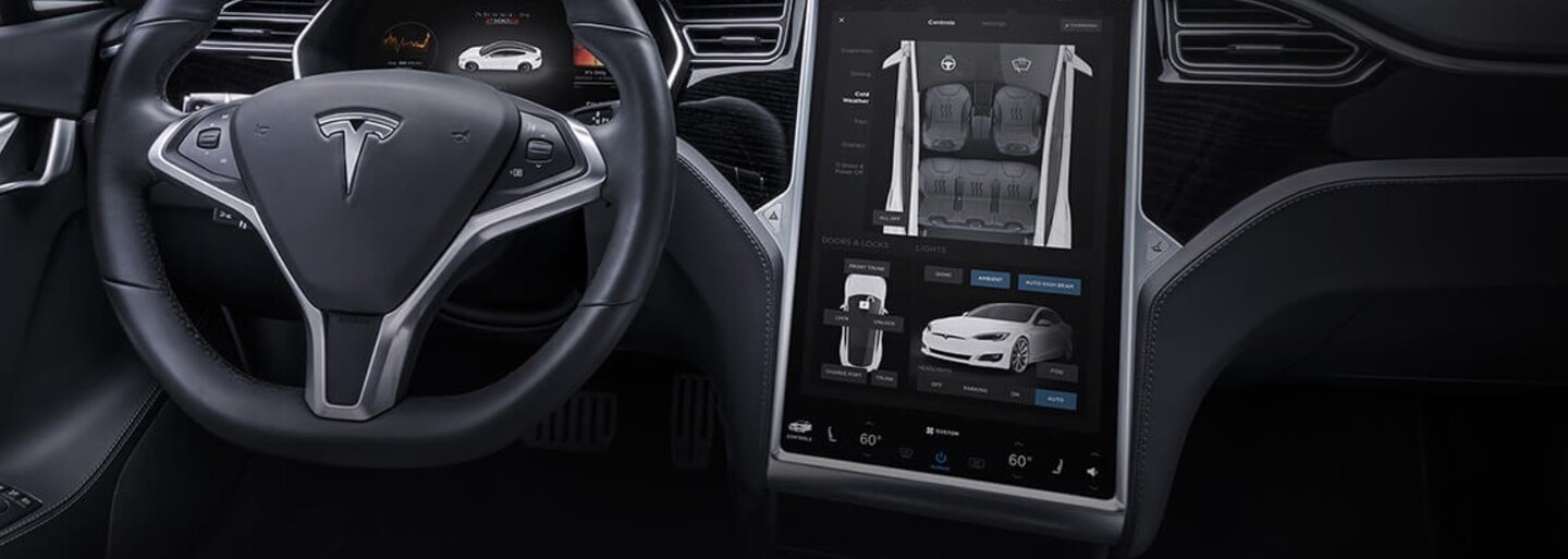 Tesla expanduje do Česka. Majitelé elektromobilů dostanou servis v naší zemi