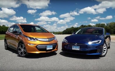 Tesla se dočkala svého prvního přemožitele v dojezdu. Model S v reálném provozu překonal nový Bolt Tesla se dočkala svého prvního přemožitele v dojezdu. Model S v reálném provozu překonal nový Bolt