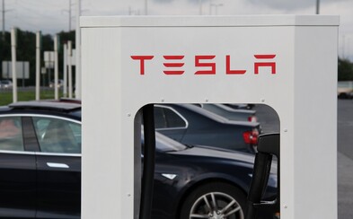 Tesla zdvojnásobí počet nabíjecích stanic po celém světě. Rozvoj infrastruktury je prioritou automobilky Tesla zdvojnásobí počet nabíjecích stanic po celém světě. Rozvoj infrastruktury je prioritou automobilky