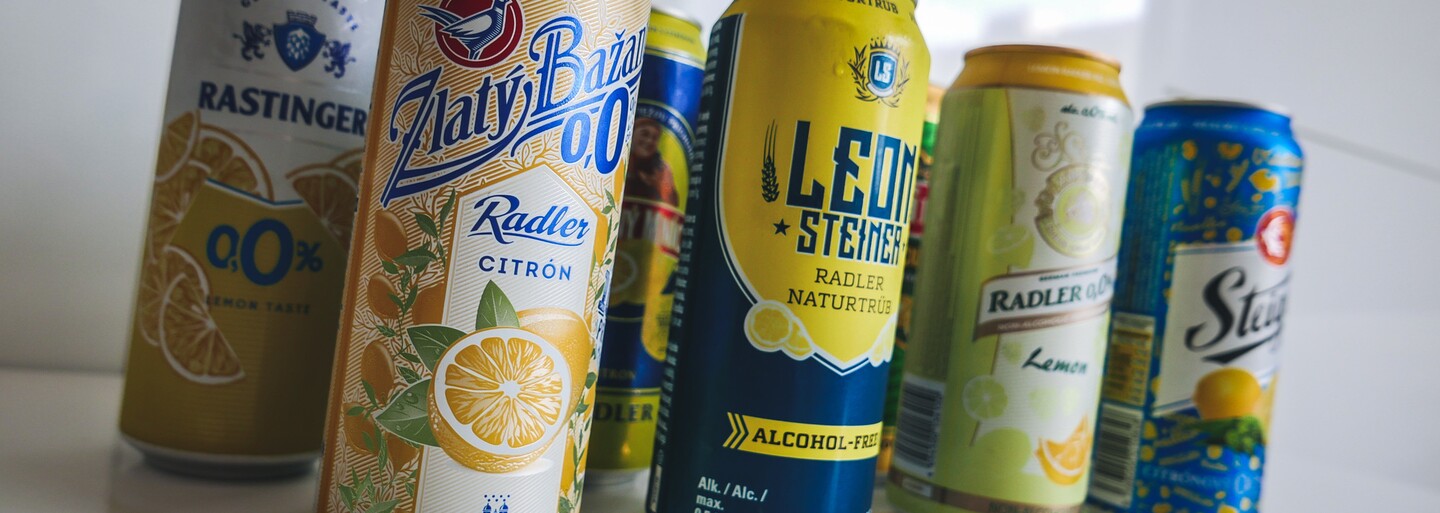 Test 8 radlerov v plechovke: ktorý outsider prekvapil najviac a prečo sme jeden museli vyliať?