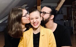 Těžká z dokumentu V síti brání polyamorii: Je to alternativa, jak se dá žít. Cíleně mladé neovlivňuji, sledují mě dospělí