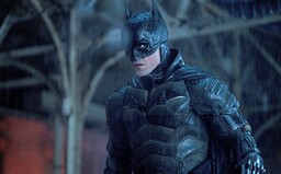 The Batman vraj bude smutný film a Bruce Wayne divný chlap, ktorý Gothamu asi viac škodí, než pomáha